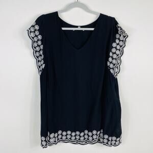 Daniel Rainn Top 2X Black Eyelet V-Neck Casual
